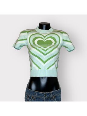 SO NEW Cropped Sweater Juniors sz S Short Sleeve Heart Stripe Graphic Kidcore